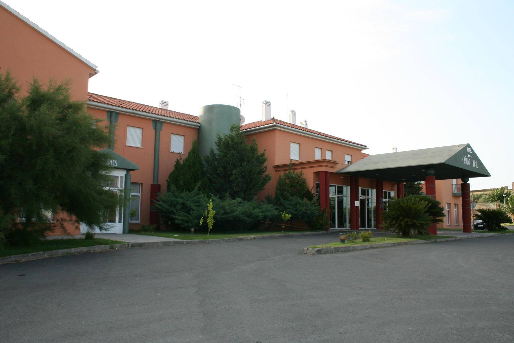 Hotel Puerta De Monfrague Malpartida De Plasencia Exterior foto